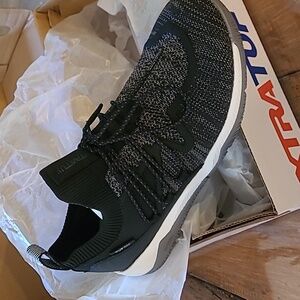 Brand new women sneakers